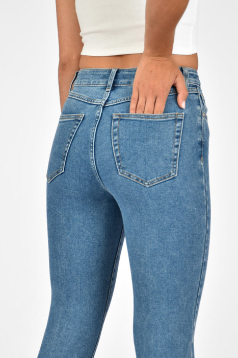 Nienke mom jeans blue
