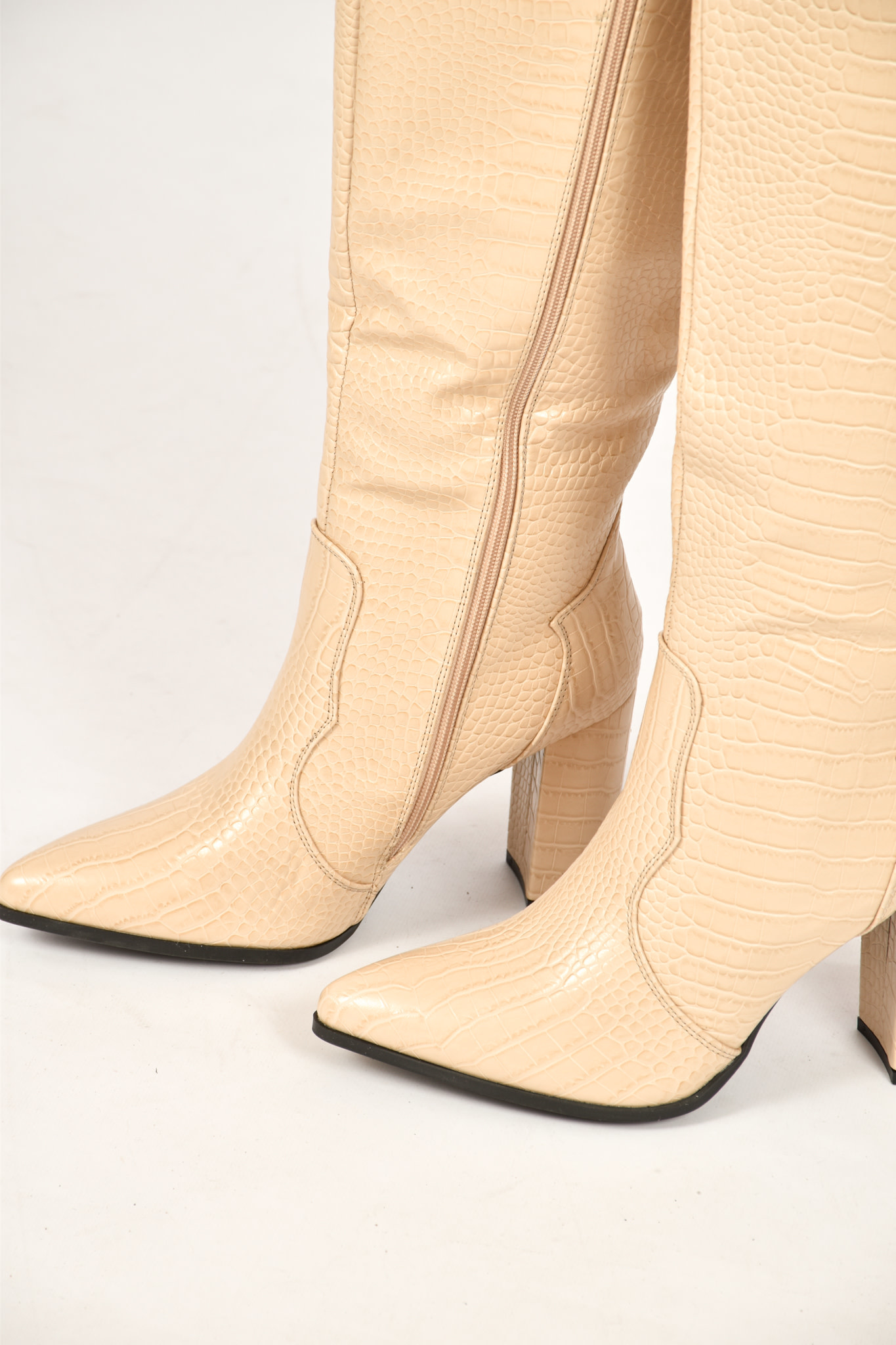 Pia boots beige