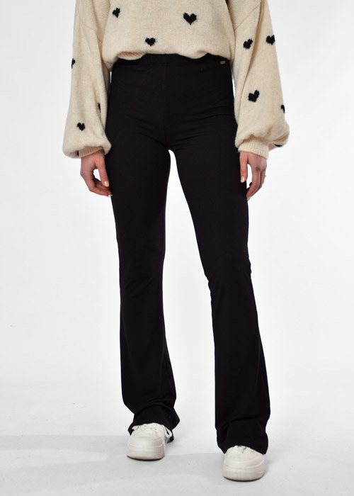 Nina flared broek zwart