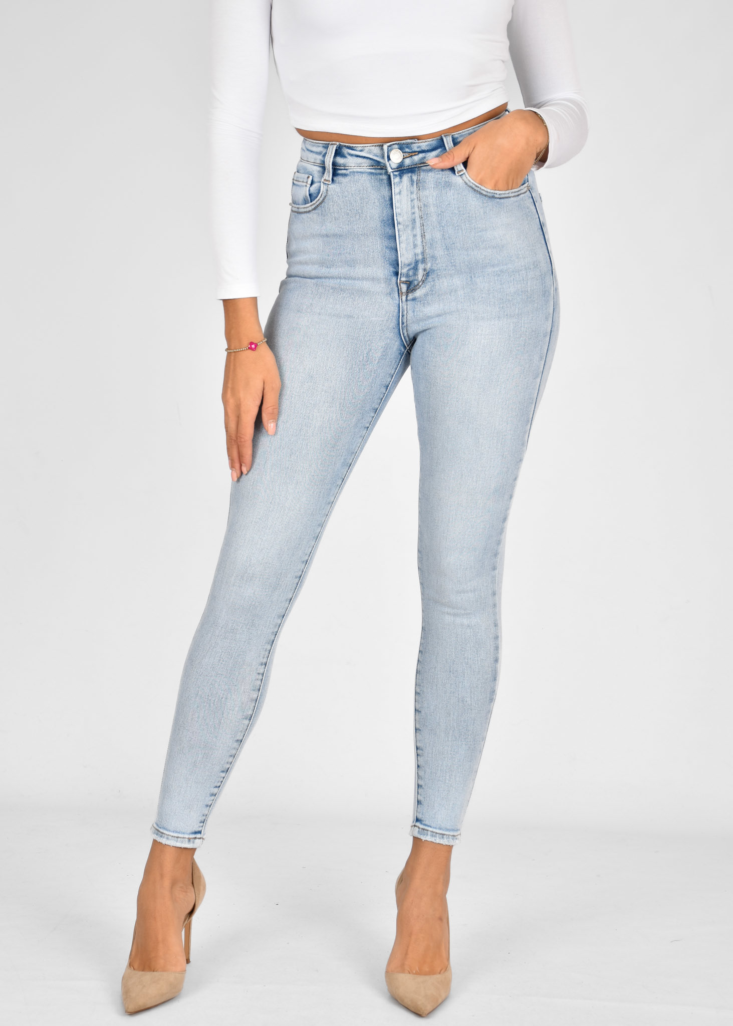 Basic skinny jeans | tess v