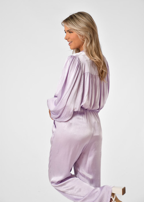 Laura satijnen blouse lila