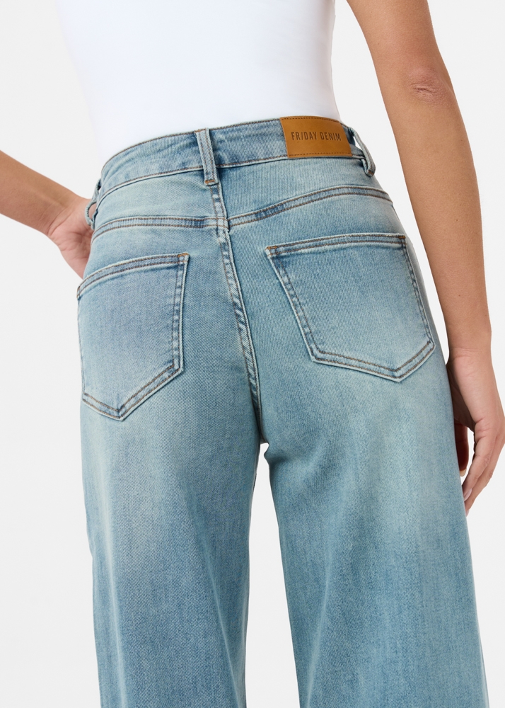Wide leg stretch jeans