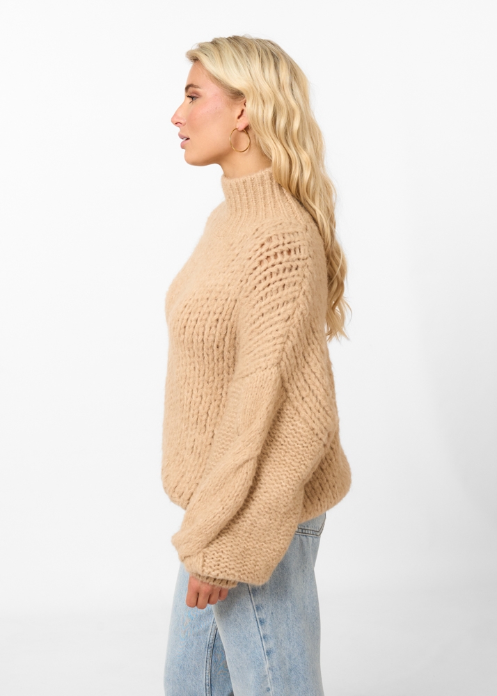 Femke coltrui camel