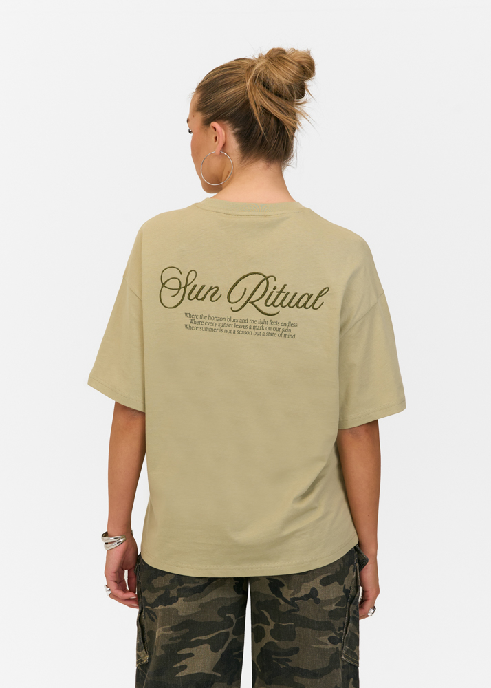 Sun ritual t-shirt