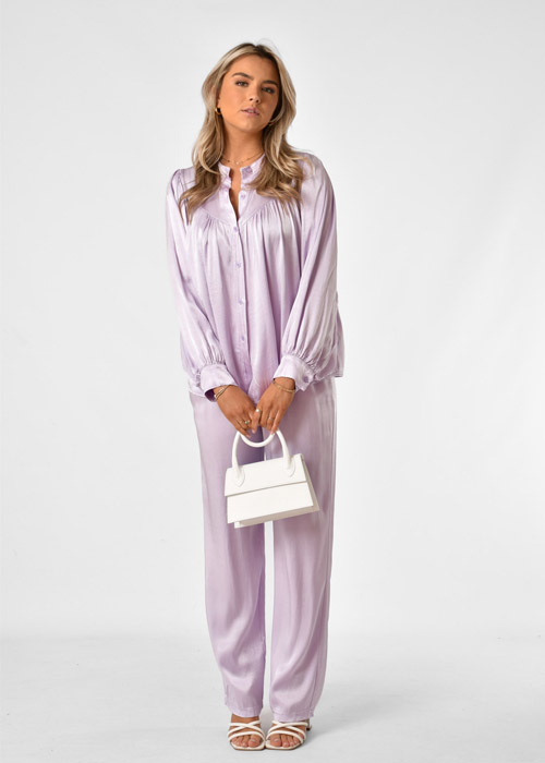 Laura satijnen blouse lila