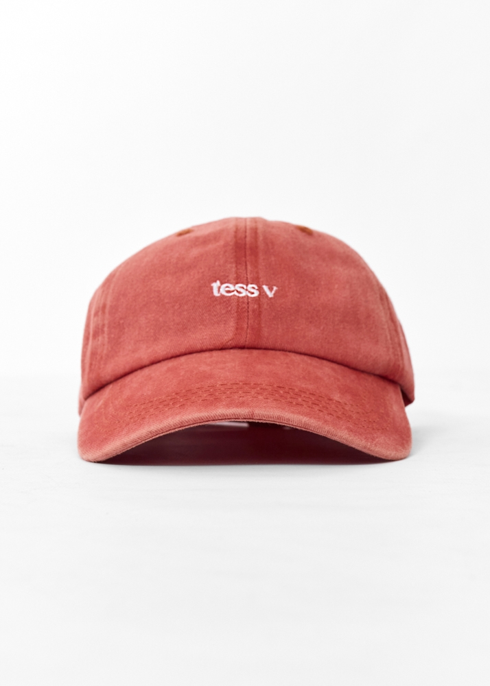 Tess v pet