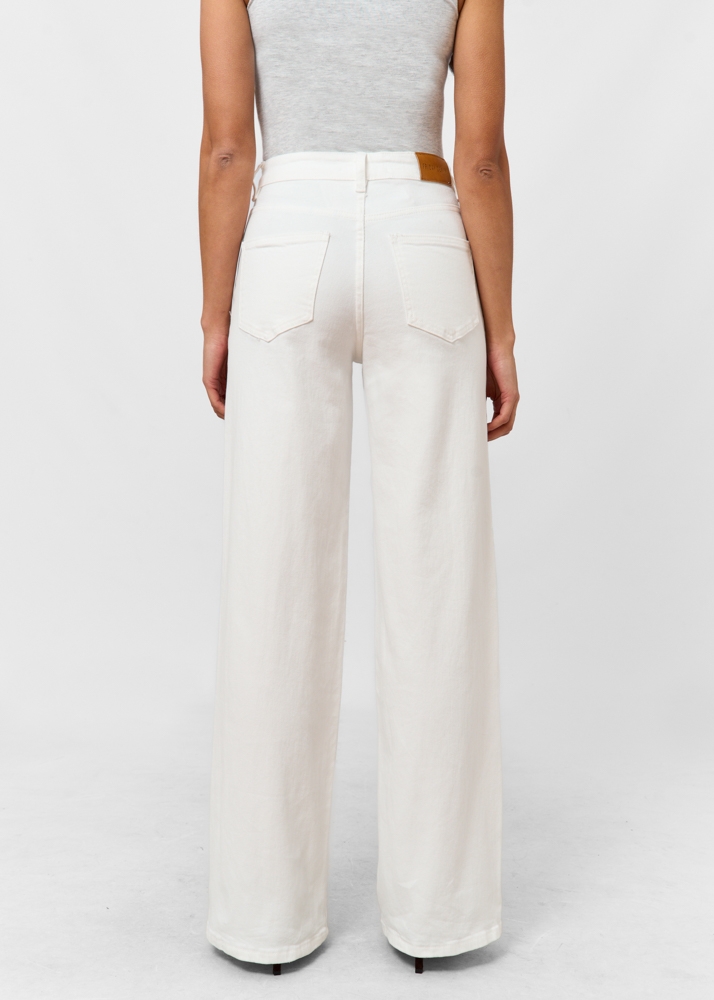 Wide leg stretch jeans