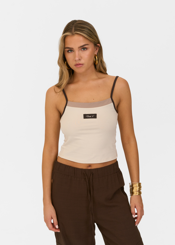 Label contrast top