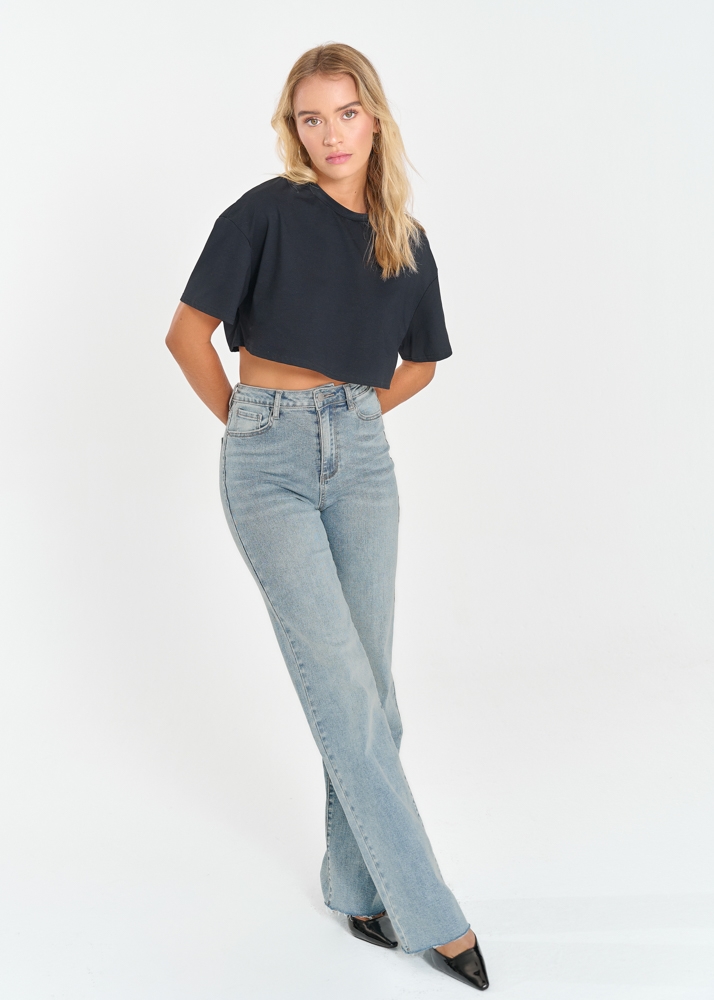Straight leg stretch jeans