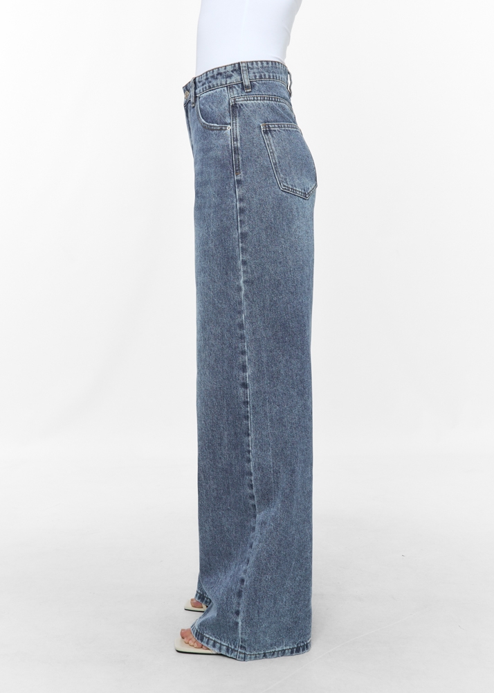 Wide leg classic jeans