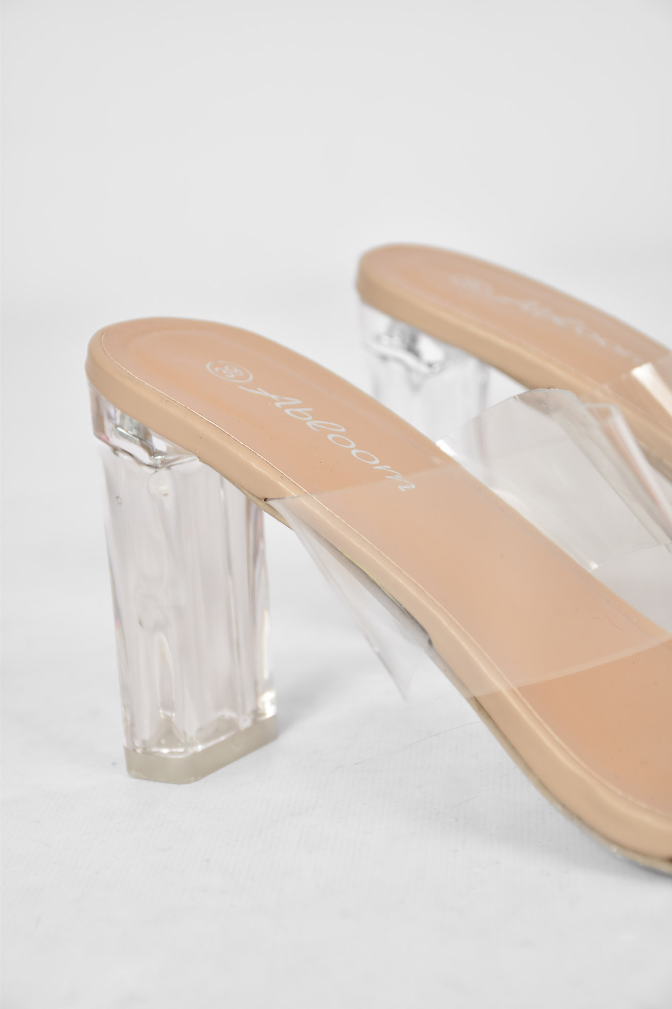 Vicky heels nude